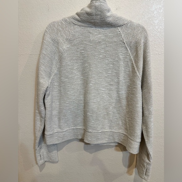 Aerie Women's Textured Beige Hoodie - Picture 12 of 13